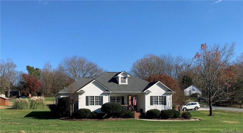 3187 Farmwood Boulevard