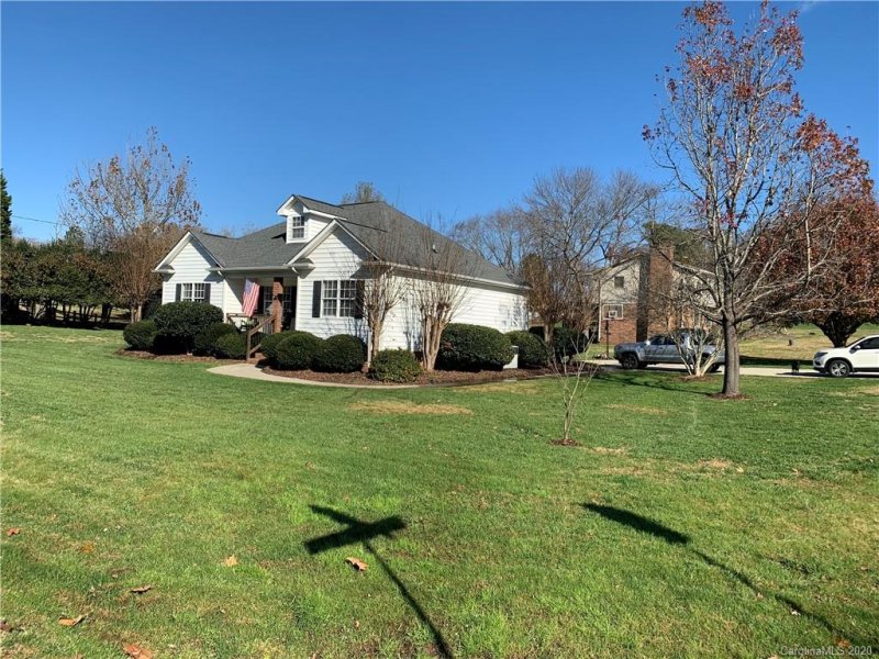 Property image 4 at 3187 Farmwood Boulevard, Concord, NC 28027