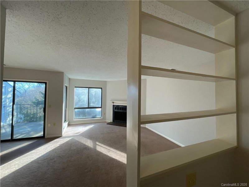 Property image 2 at 4804 Spring Lake Drive, Charlotte, NC 28212