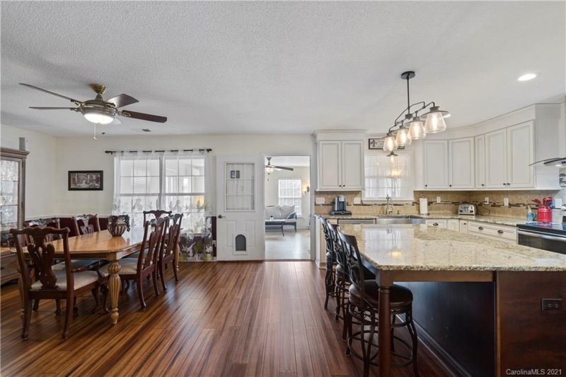 Property image 4 at 1511 Indian Springs Drive, Conover, NC 28613