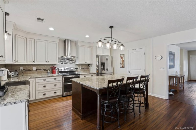 Property image 5 at 1511 Indian Springs Drive, Conover, NC 28613