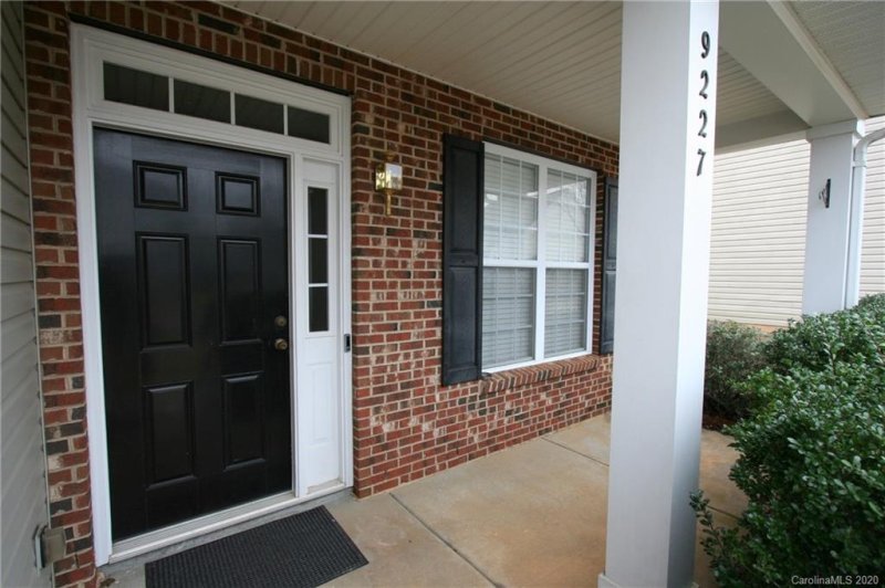 Property image 2 at 9227 Cranfield Lane, Charlotte, NC 28277
