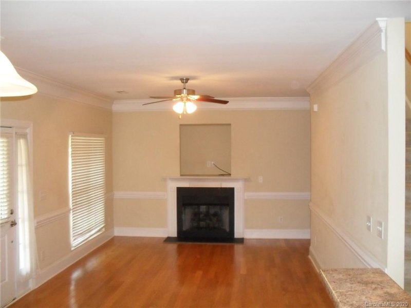 Property image 3 at 21014 Burlington Way, Cornelius, NC 28031