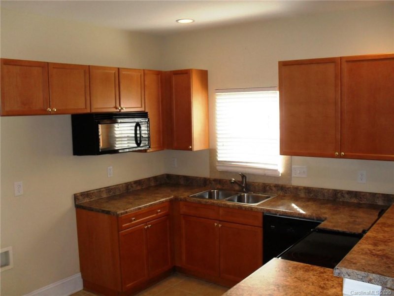 Property image 5 at 21014 Burlington Way, Cornelius, NC 28031