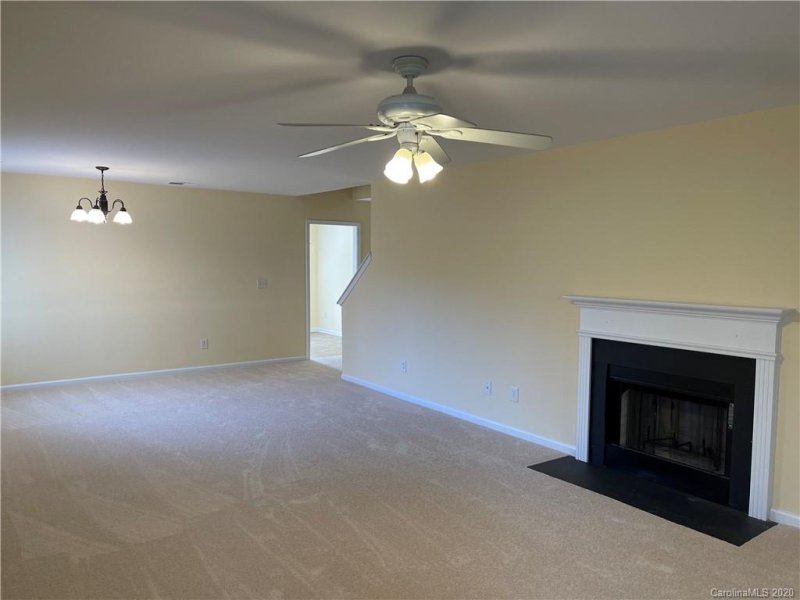 Property image 2 at 3850 Pauline Lane, Charlotte, NC 28216