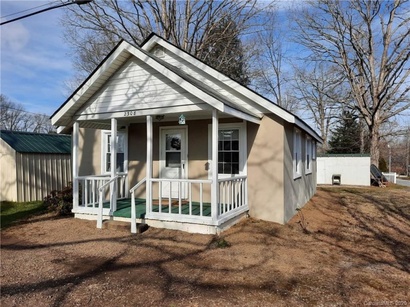 Property image 2 at 2308 Old Spartanburg Road, East Flat Rock, NC 28726