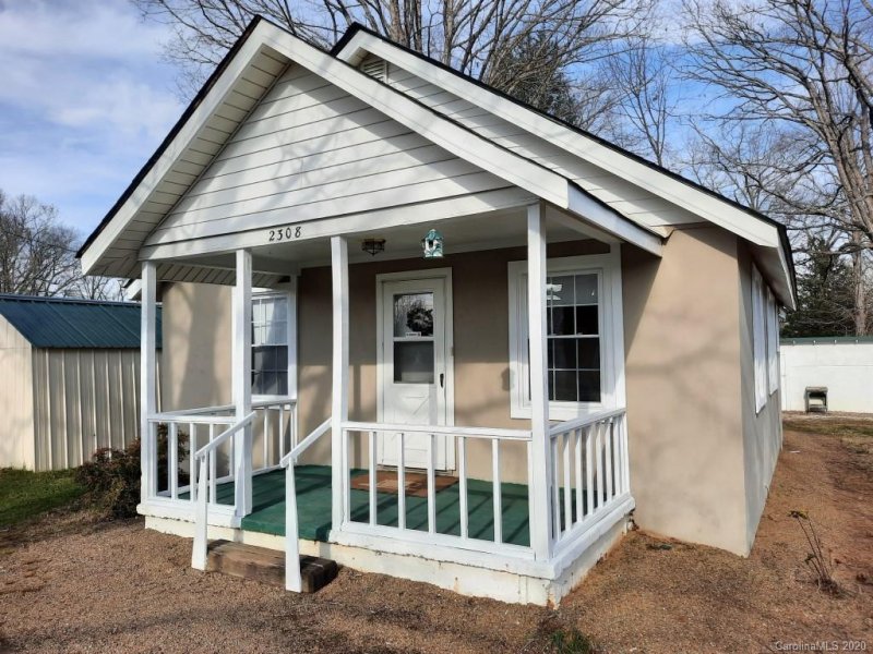 Property image 3 at 2308 Old Spartanburg Road, East Flat Rock, NC 28726