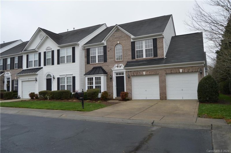 Property image 2 at 13625 Waterplace Lane, Charlotte, NC 28273