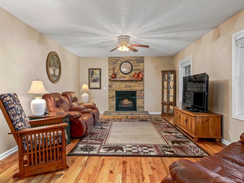 Property image 4 at 74 Woodstone Way, Canton, NC 28716