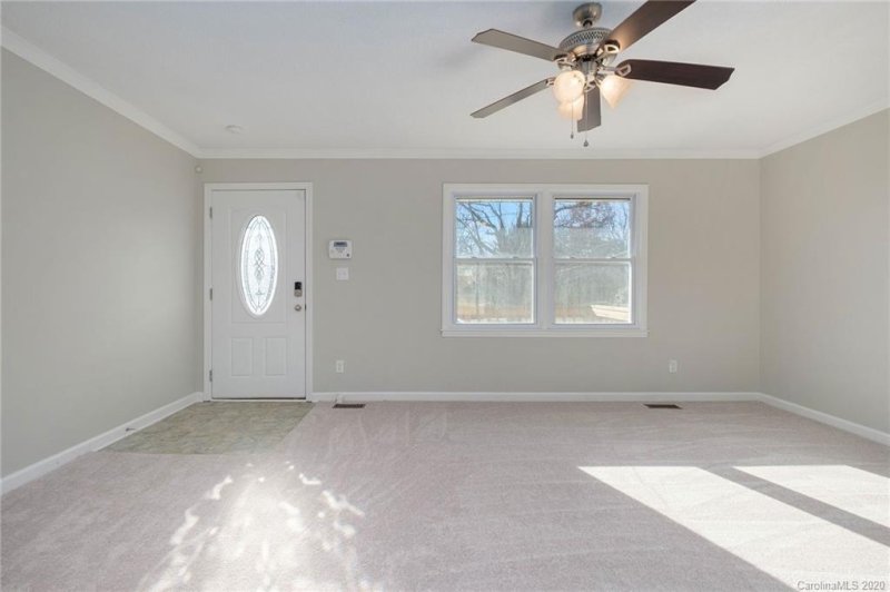 Property image 3 at 624 Ralphs Boulevard, Gastonia, NC 28052