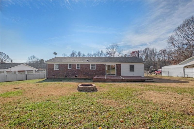 Property image 5 at 624 Ralphs Boulevard, Gastonia, NC 28052