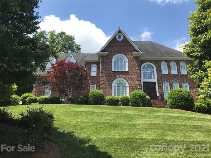 1600 Windy Ridge Road
