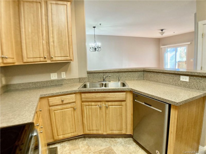 Property image 4 at 6844 Park Place Drive, Charlotte, NC 28262