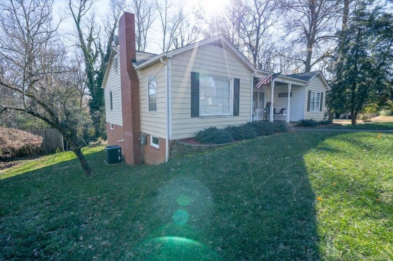 Property image 2 at 1308 Mcarver Street, Gastonia, NC 28052