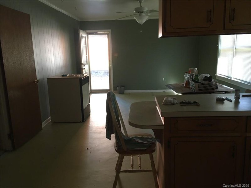 Property image 3 at 1120 Fulton Drive, Statesville, NC 28677