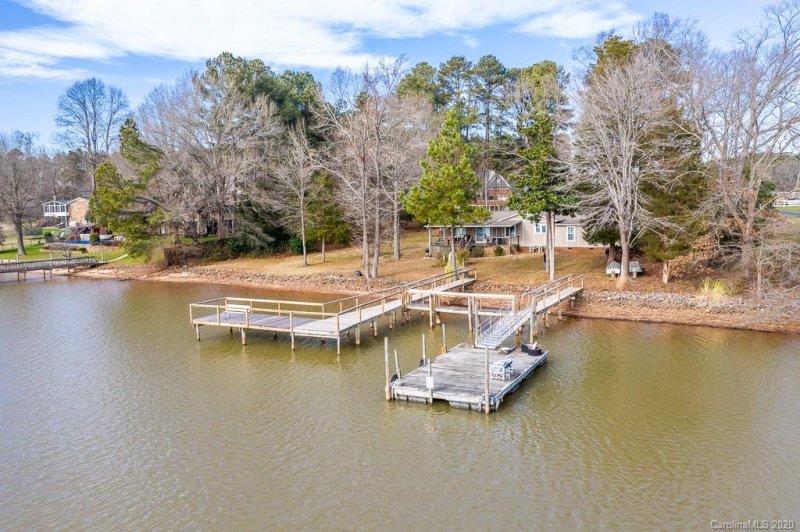 Property image 2 at 7452 Windy Pine Circle, Denver, NC 28037