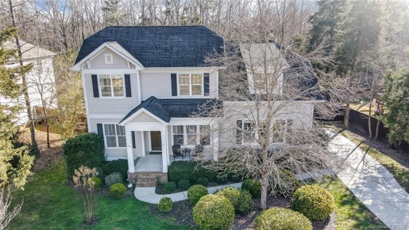 Property image 2 at 341 Windy Pine Drive, Lake Wylie, SC 29710