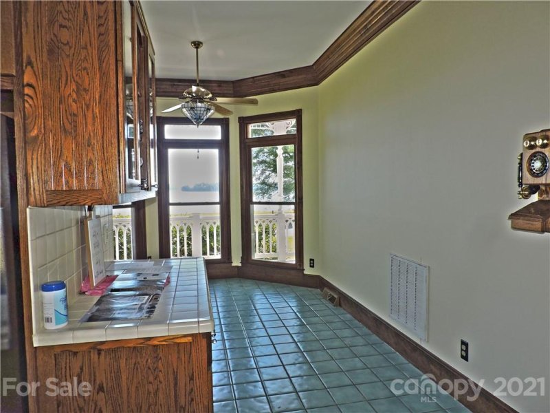 Property image 5 at 8019 Ravenwood Lane, Stanley, NC 28164