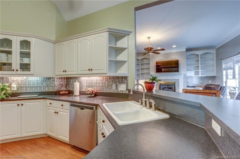 Property image 5 at 1072 Secretariat Drive, York, SC 29745