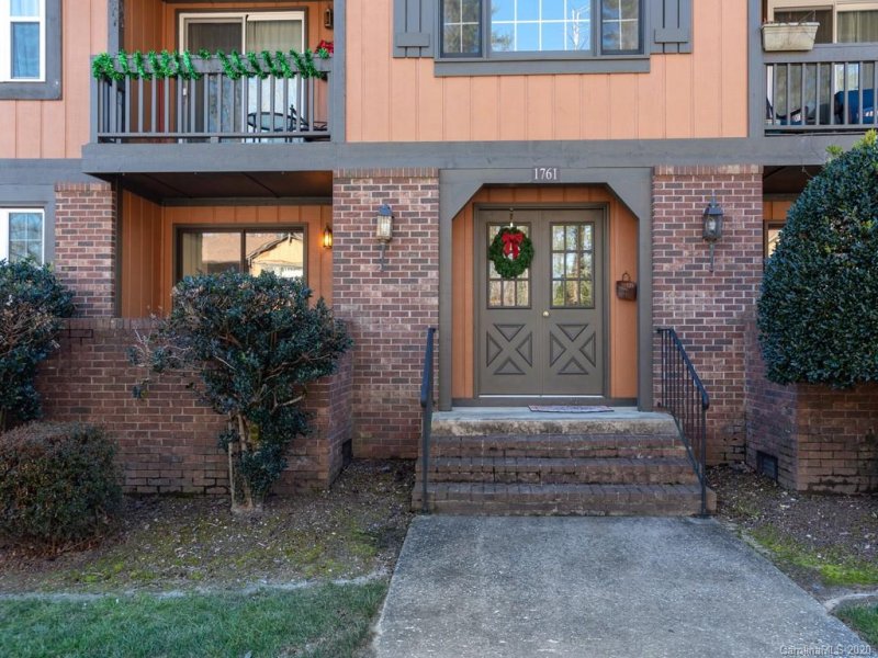 Property image 2 at 1761 Haywood Manor Road, Hendersonville, NC 28791