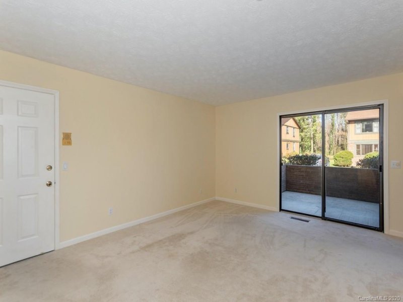 Property image 3 at 1761 Haywood Manor Road, Hendersonville, NC 28791