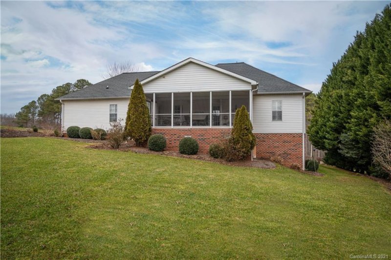 Property image 5 at 3583 Hunters Path Drive, Granite Falls, NC 28630