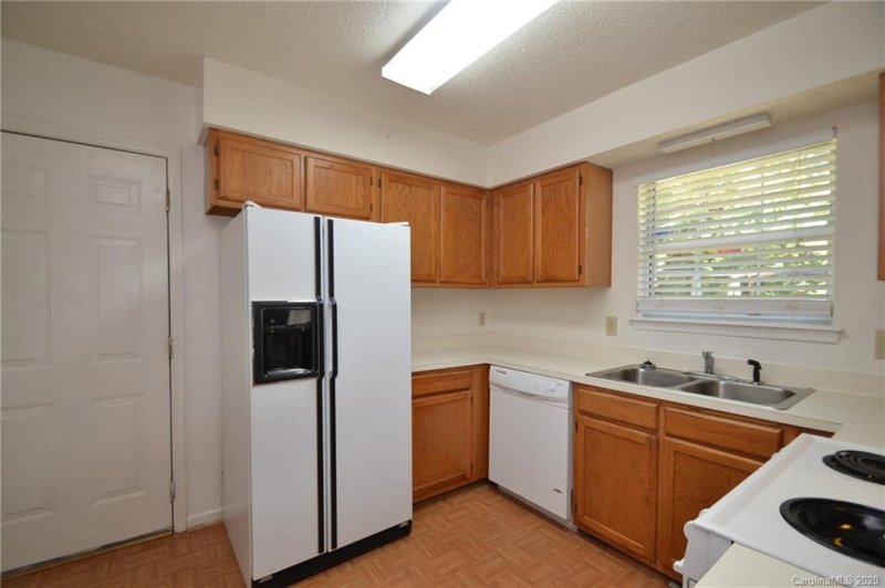 Property image 5 at 8200 Cadmium Court, Charlotte, NC 28215