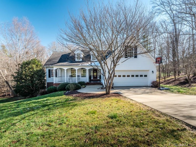 Property image 5 at 309 Scarlet Tanager Court, Arden, NC 28704