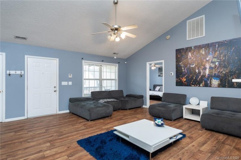 Property image 3 at 1560 Meadow Glen Lane, Rock Hill, SC 29730