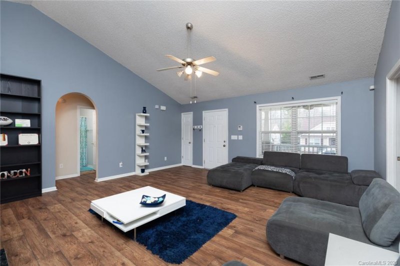 Property image 5 at 1560 Meadow Glen Lane, Rock Hill, SC 29730