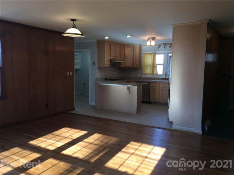 Property image 5 at 8101 Kerrybrook Circle, Charlotte, NC 28214