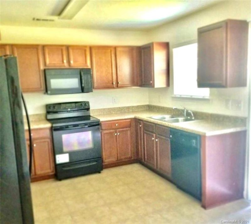 Property image 4 at 1029 Swearngan Ridge Court, Charlotte, NC 28216