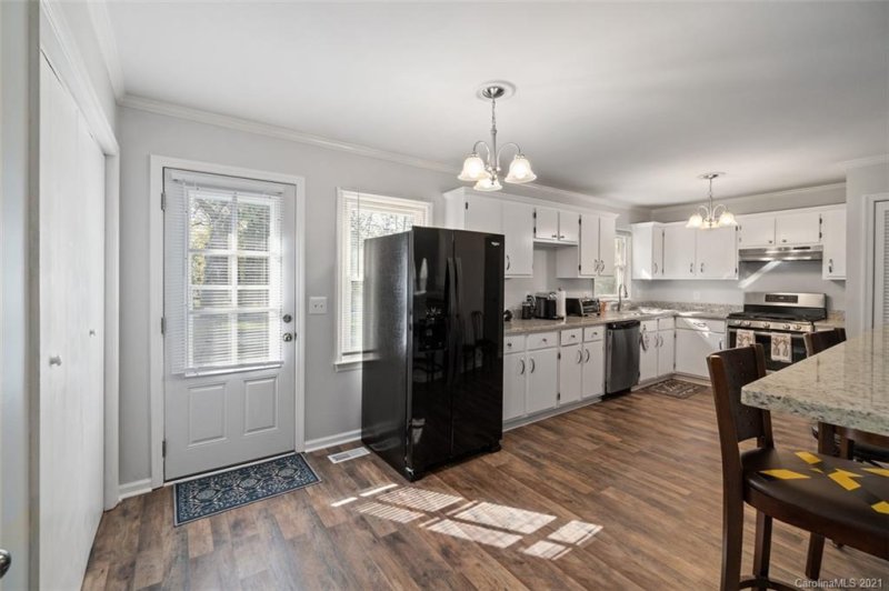 Property image 5 at 8221 Inverary Place, Charlotte, NC 28226