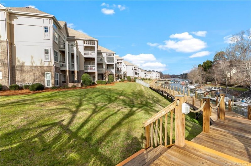 Property image 5 at 108 Pier 33 Drive, Mooresville, NC 28117