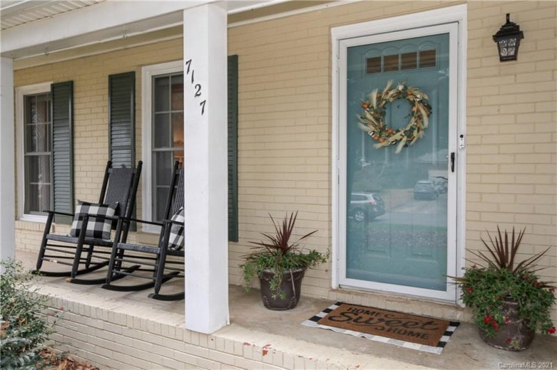 Property image 3 at 7127 Powder Mill Place, Charlotte, NC 28277