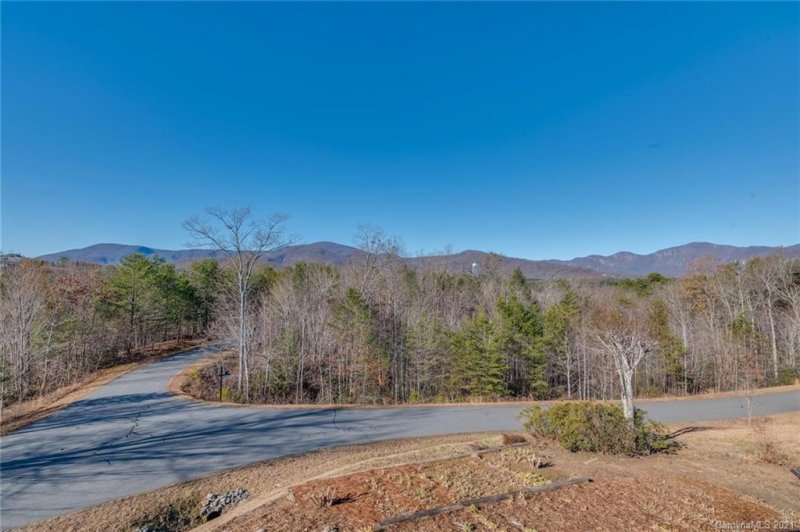 Property image 5 at 331 Peaks Drive, Lake Lure, NC 28746
