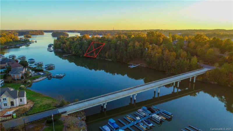 295 Windemere Isle Road