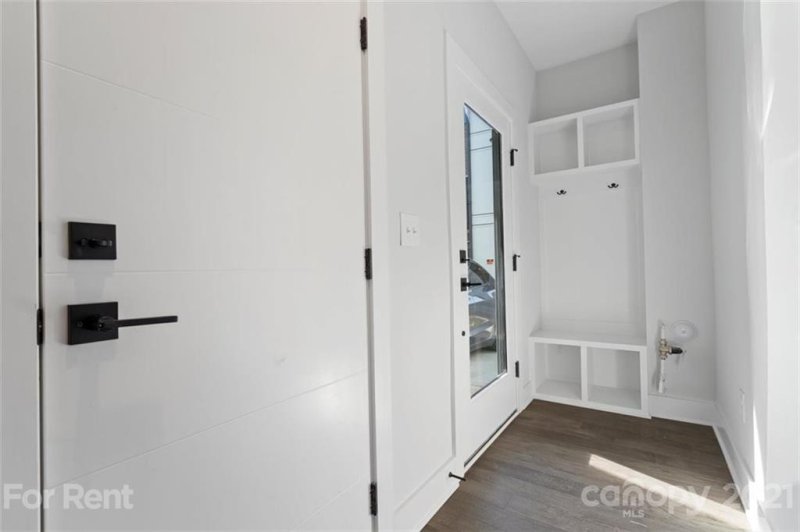 Property image 5 at 1214 Minter Place, Charlotte, NC 28203