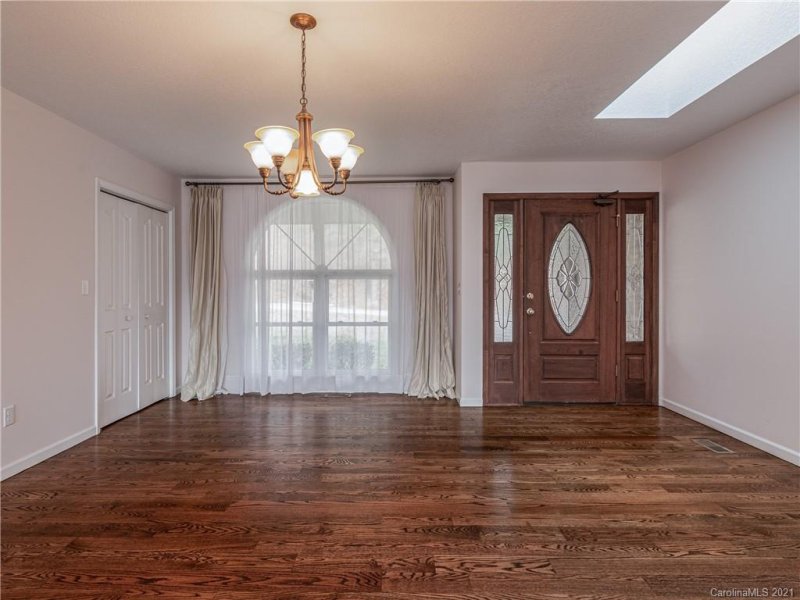 Property image 4 at 156 Circle Top Drive, Hendersonville, NC 28739