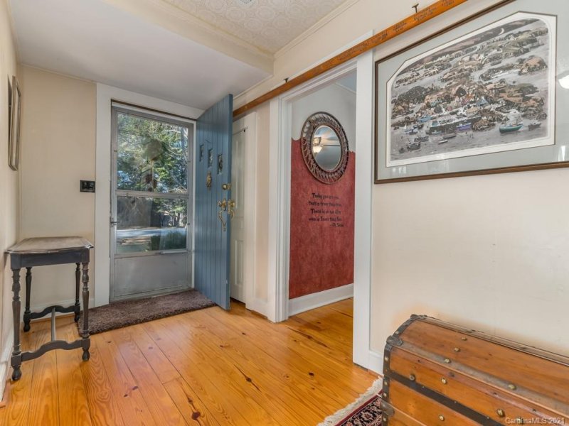 Property image 5 at 14 Rathfarnham Road, Asheville, NC 28803