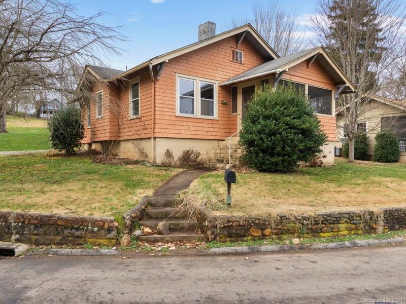 Property image 2 at 1 Thomson Avenue, Canton, NC 28716