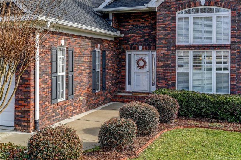 Property image 2 at 1944 Jaya Drive, Sherrills Ford, NC 28673