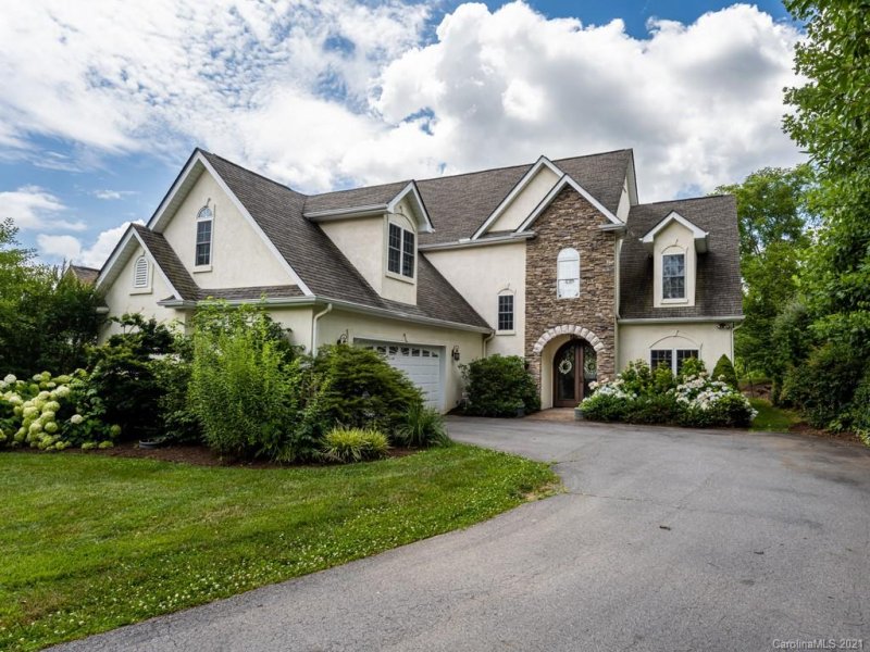 Property image 2 at 636 Vista Falls Road, Mills River, NC 28759