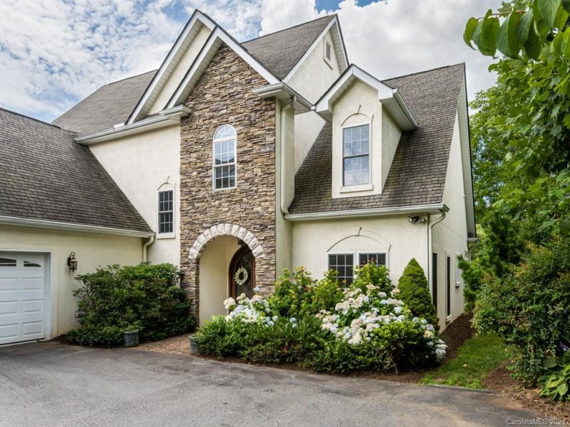 Property image 4 at 636 Vista Falls Road, Mills River, NC 28759