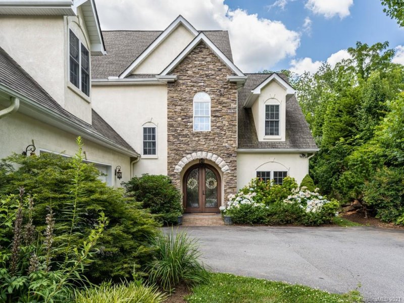 Property image 5 at 636 Vista Falls Road, Mills River, NC 28759