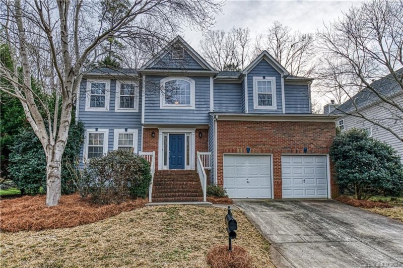 13901 Kings Carriage Lane