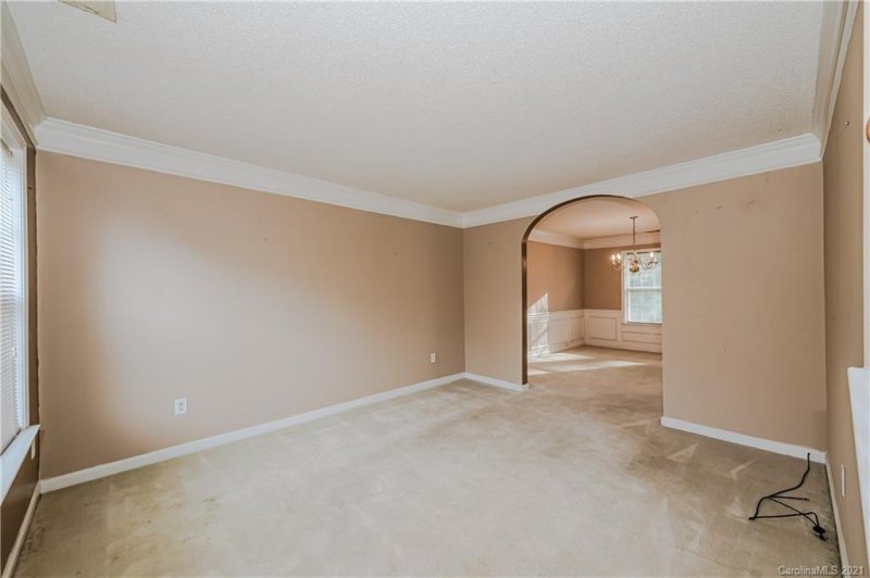 Property image 4 at 13901 Kings Carriage Lane, Charlotte, NC 28278