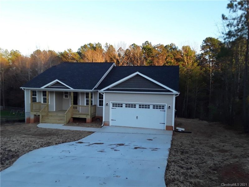 Property image 2 at 1858 Jaya Drive, Sherrills Ford, NC 28673