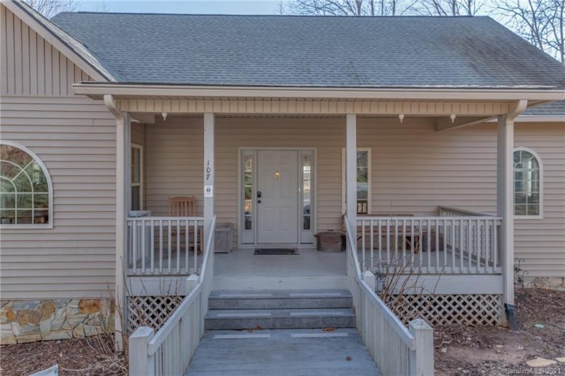 Property image 4 at 107 Wilkerson Court, Lake Lure, NC 28746