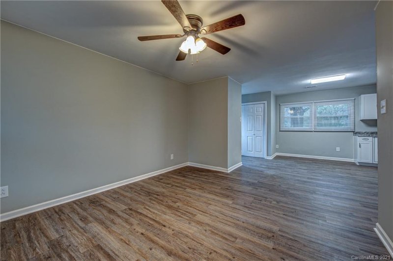 Property image 5 at 808 Glasgow Road, Charlotte, NC 28214